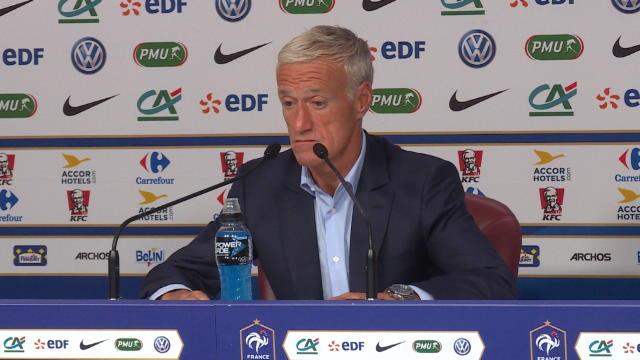 Deschamps : « Giroud a un vécu plus important que Lacazette en sélection »