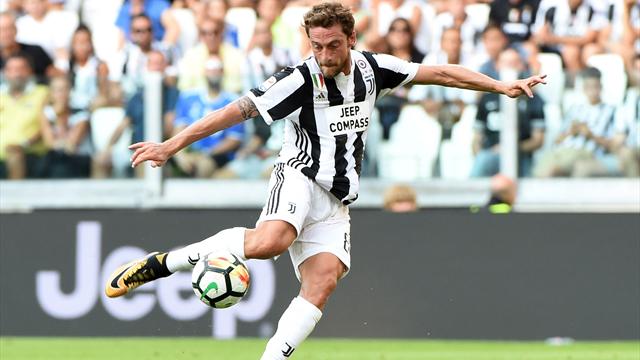 Juve midfielder Marchisio sidelined with knee problem