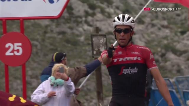 I momenti chiave della 20^ tappa: cadute e l'Angliru non fermano l'epica ascesa di Contador I momenti chiave della 20^ tappa: cadute e l'Angliru non fermano l'epica ascesa di Contador