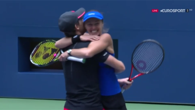 'How's that for a finish??' Murray and Hingis claims doubles title in style 'How's that for a finish??' Murray and Hingis claims doubles title in style