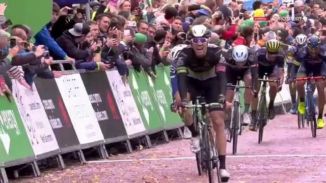 Boasson Hagen ci prova e fa sua la tappa, ma il titolo è di Boom Boasson Hagen ci prova e fa sua la tappa, ma il titolo è di Boom