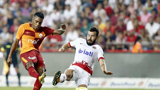 Galatasaray'ın ilk firesi Antalya'da