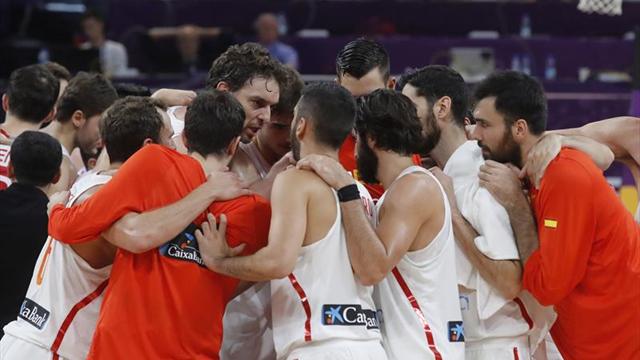 Rusia y Serbia los últimos que volaron a semifinales — Eurobasket Rusia y Serbia los últimos que volaron a semifinales — Eurobasket