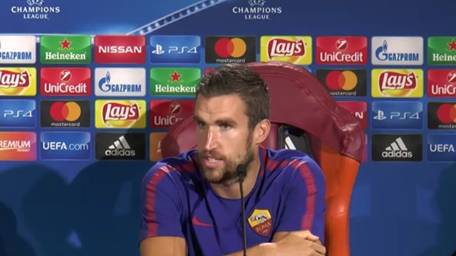 Strootman categorico: "Non ho mai pensato di lasciare la Roma" Strootman categorico: "Non ho mai pensato di lasciare la Roma"