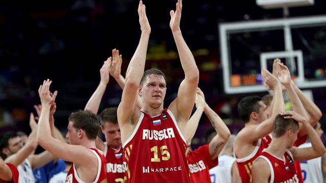 Eurobasket 2017 (cuartos de final), Grecia-Rusia: En manos de Shved (69-74)
