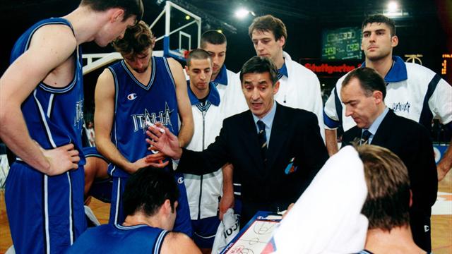 Bogdan Tanjevic si ritira: vinse l'oro europeo con l'Italia nel 1999 Bogdan Tanjevic si ritira: vinse l'oro europeo con l'Italia nel 1999
