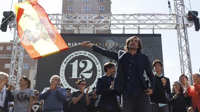 45.000 motos rinden homenaje a Angel Nieto