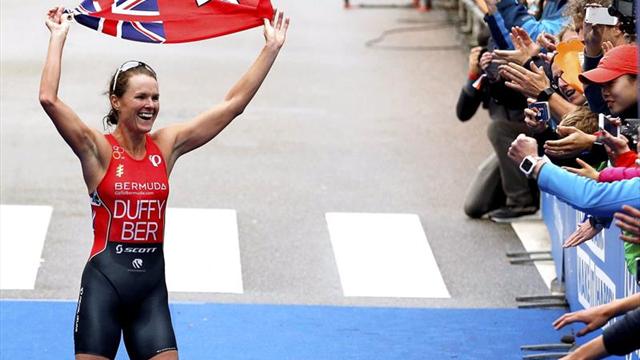Flora Duffy revalida el título mundial de triatlón con la puntuación perfecta
