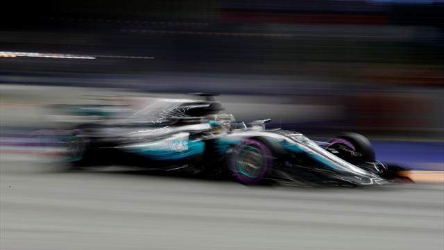 Hamilton holding on 'for dear life’ in Singapore