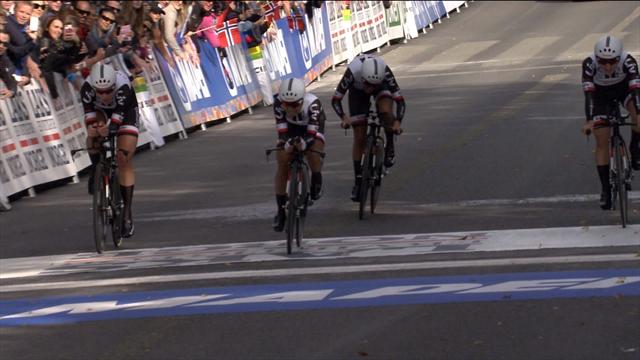 Die letzten Meter zu Gold & die Siegerehrung für Team Sunweb Die letzten Meter zu Gold & die Siegerehrung für Team Sunweb