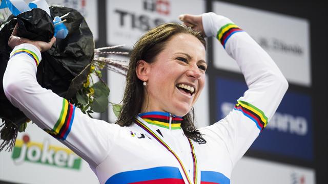 Annemiek van Vleuten wins elite women's time trial as Dutch dominate Annemiek van Vleuten wins elite women's time trial as Dutch dominate