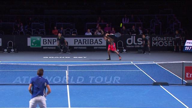 Un retour improbable et un smash dans le bas du filet : Mahut-Brown, c’est atypique