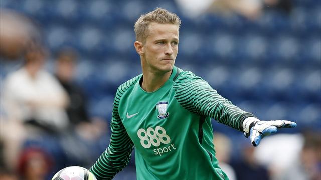 Burnley sign former Manchester United goalkeeper Anders Lindegaard Burnley sign former Manchester United goalkeeper Anders Lindegaard