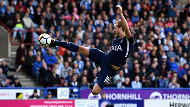 Tottenham cartonne, Kane flambe