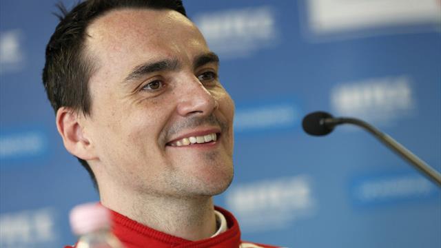 Michelisz soutient le pilote eSports Nándori