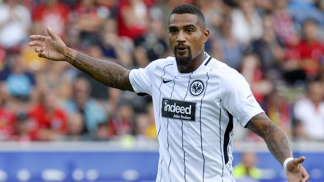 Bei Rassismus: Boateng plädiert für Videobeweis