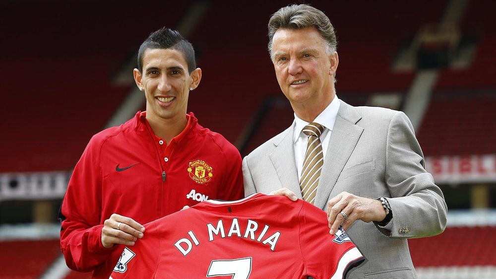 Louis van Gaal shows off Angel Di Maria at Old Trafford