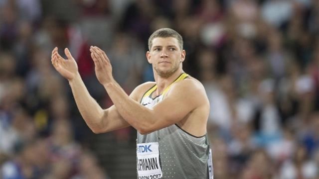 Köhler schwimmt zu Gold, Hofmann knackt Schallmauer
