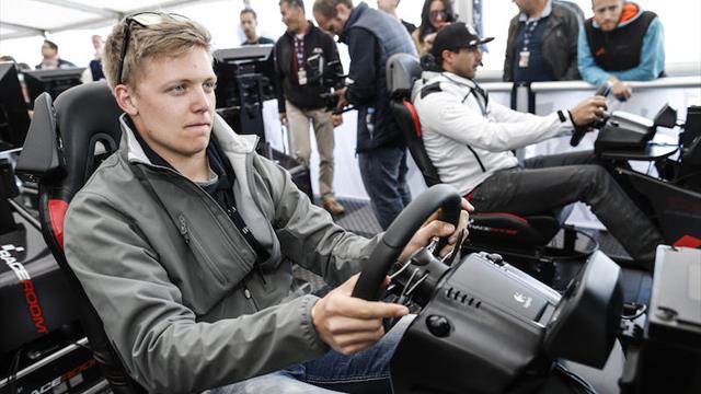 Los pilotos del eSports del WTCC son muy buenos, según Ehrlacher