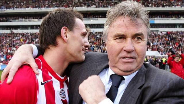 Ovazione per Hiddink