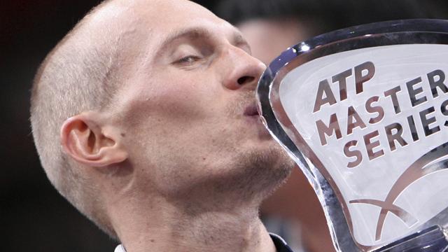 Davydenko sacré, Bercy KO