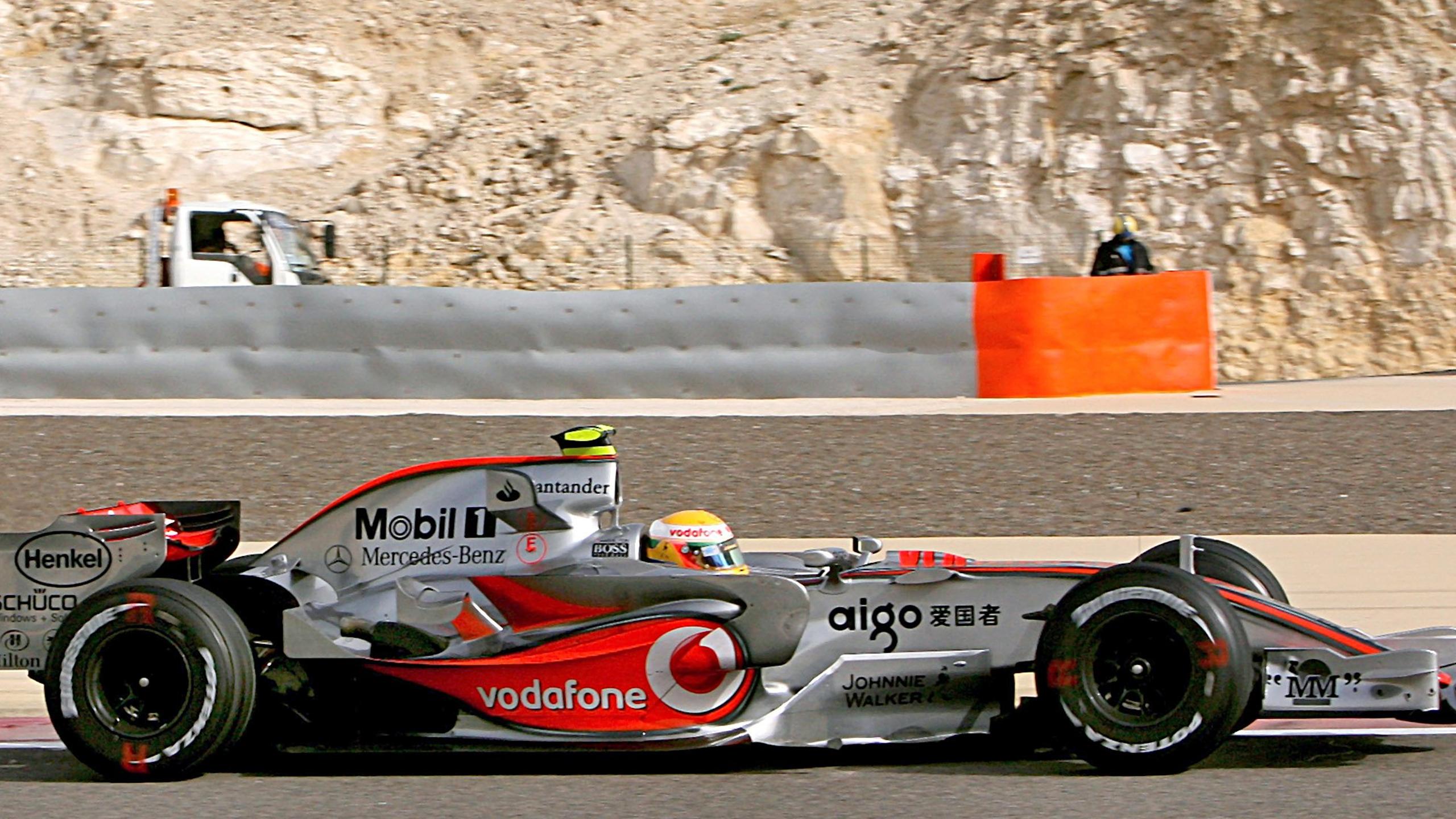 Hamilton targets victory Eurosport