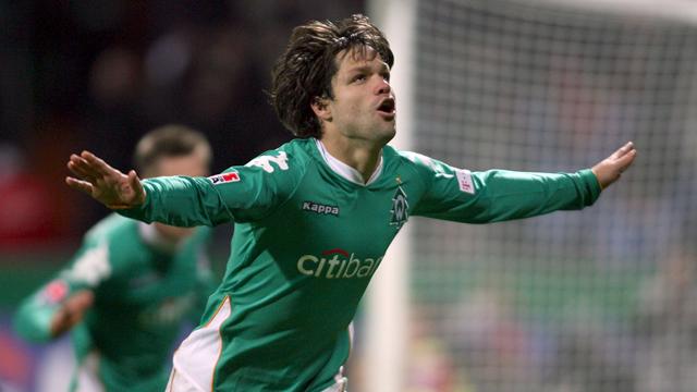 Coccole a Diego, sognando Cassano