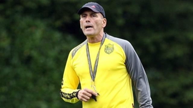Baup: "Ne pas les regarder jouer"