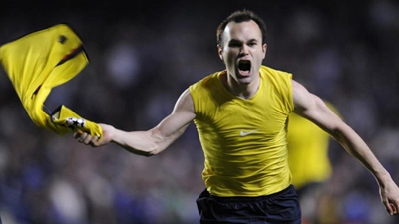 La célébration mythique d'Andrés Iniesta après son but décisif face à Chelsea en 2009