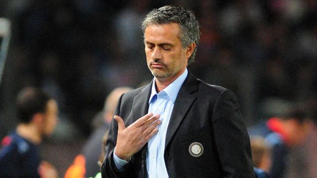 Mou pone condiciones al adiós de Ibra