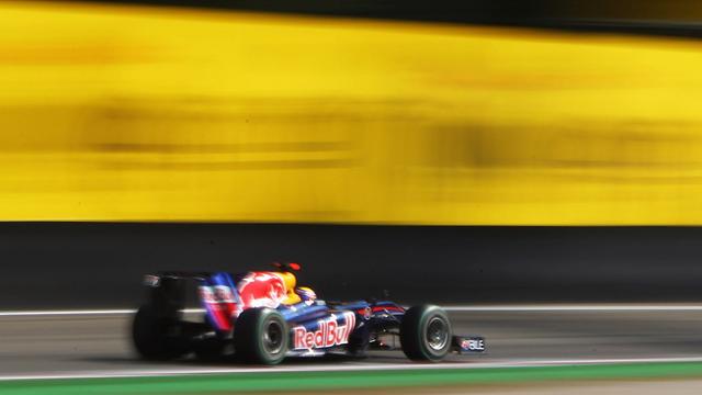 Mateschitz charge Renault