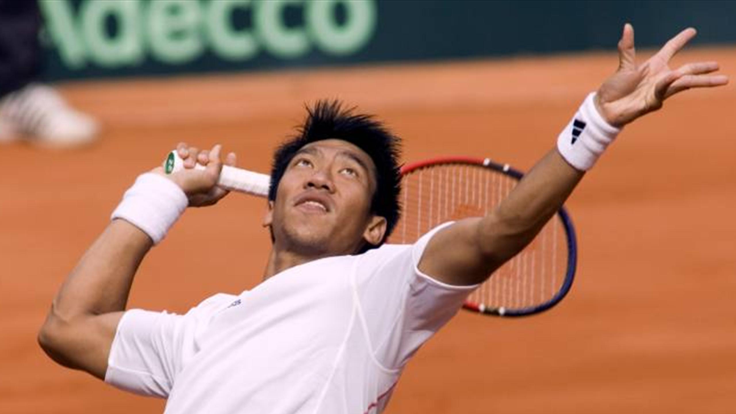 Former tennisplaying Thai courts career on the links Tennis Eurosport