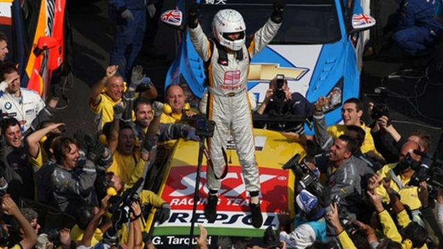 Tarquini et SEAT champions