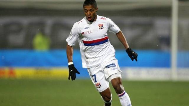 Lyon à pas de géant
