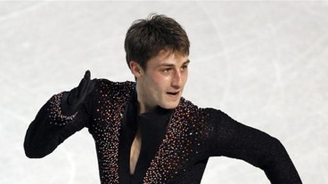 Joubert en bronze, Plushenko sacré