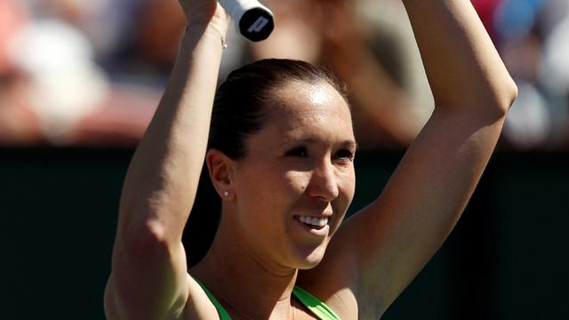 Jankovic sort Venus et rejoint Serena
