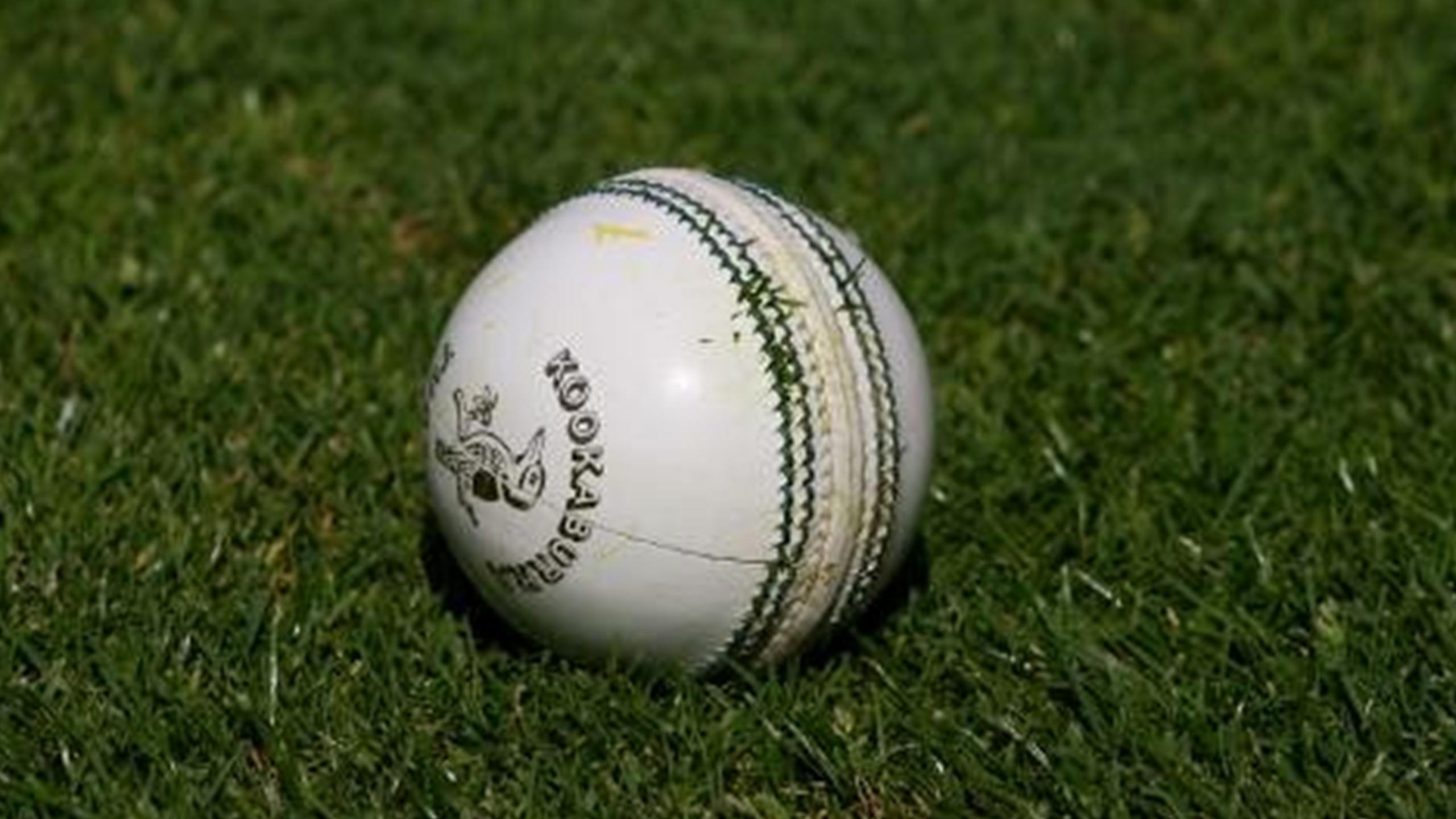 White balls for Tests? Eurosport