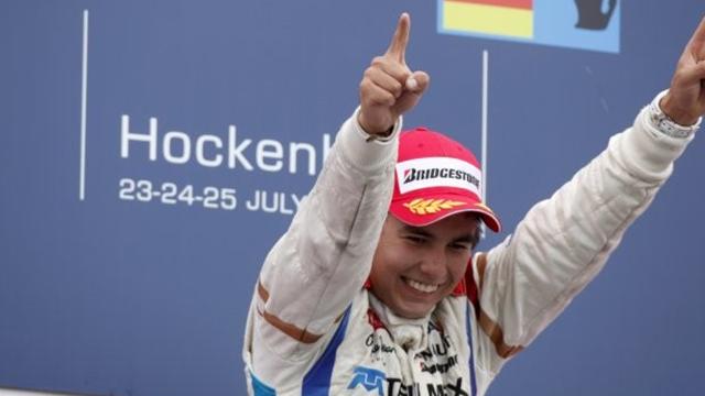 Ferrari ileriyi düşünüyor