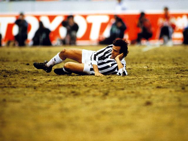 Michel Platini e il leggendario gol annullato dell'Intercontinentale 1985 -  Eurosport