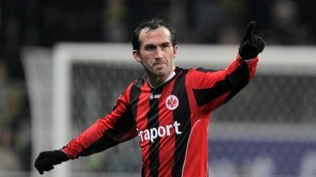 Gekas’ın yerine Helmes