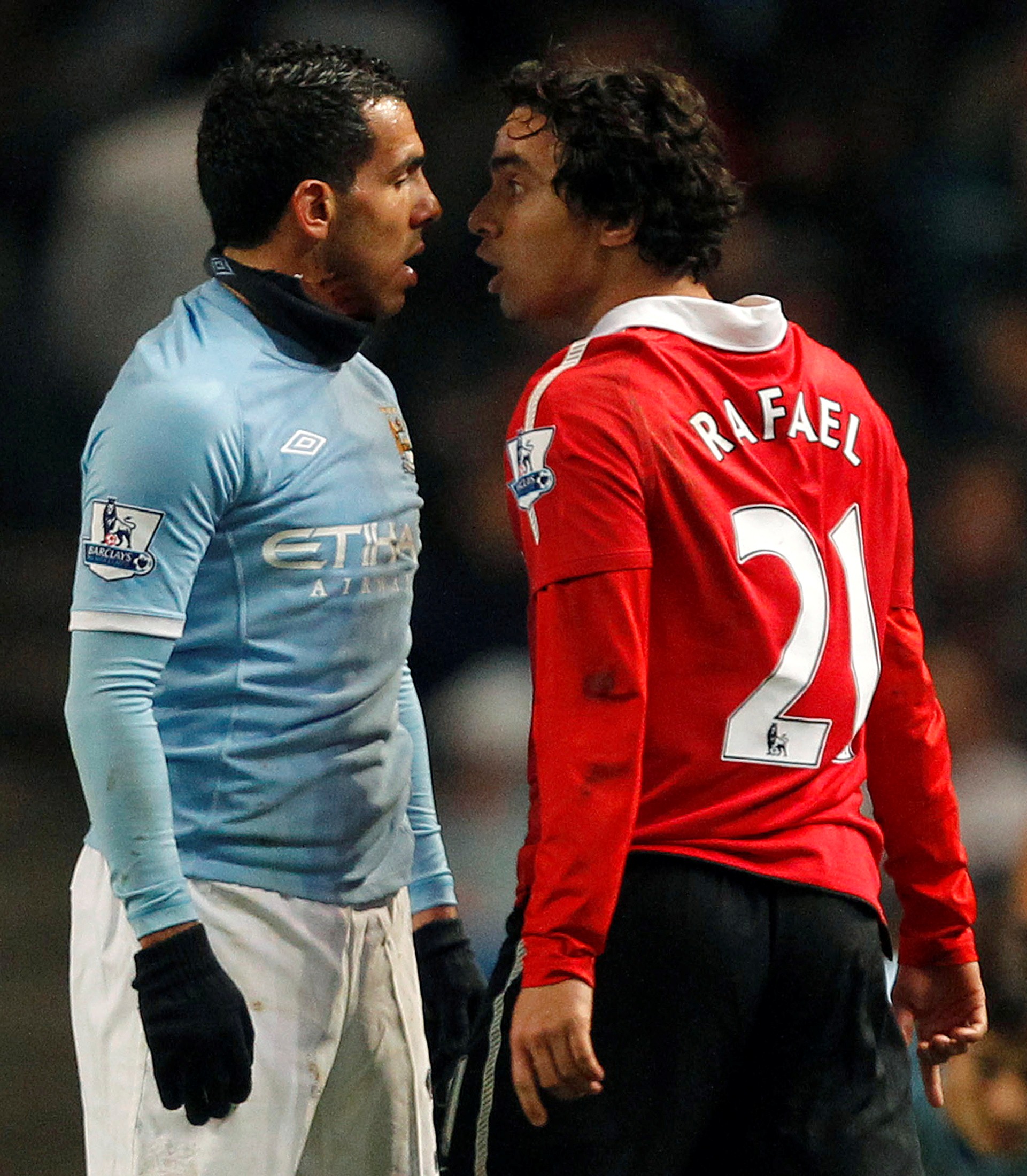 2010 Manchester City-Manchester United Tevez Rafael