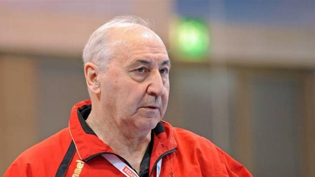 Команда Максимова отправляется в Сараево