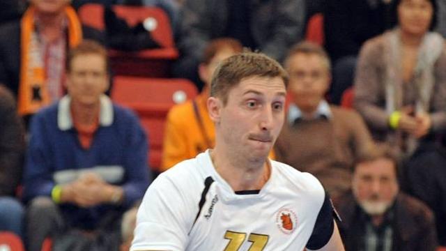 Чемпионы России первыми пробились в восьмерку