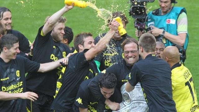 Borussia Dortmund win title