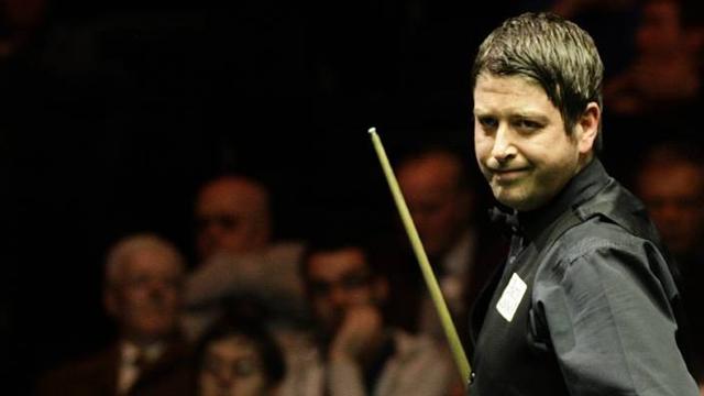 Stevens crashes out against Chinese qualifier