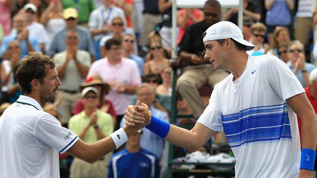 Isner frustre Benneteau