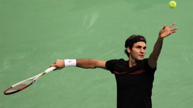 Federer remonta ante Davydenko