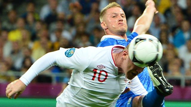 Hodgson: Rooney didn't perform