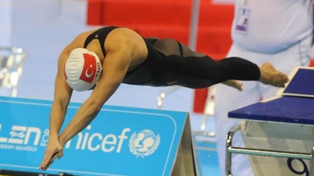 Iris Rosenberger elemeyi geçti