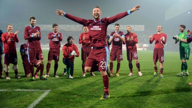 Giray Kaçar geri döndü